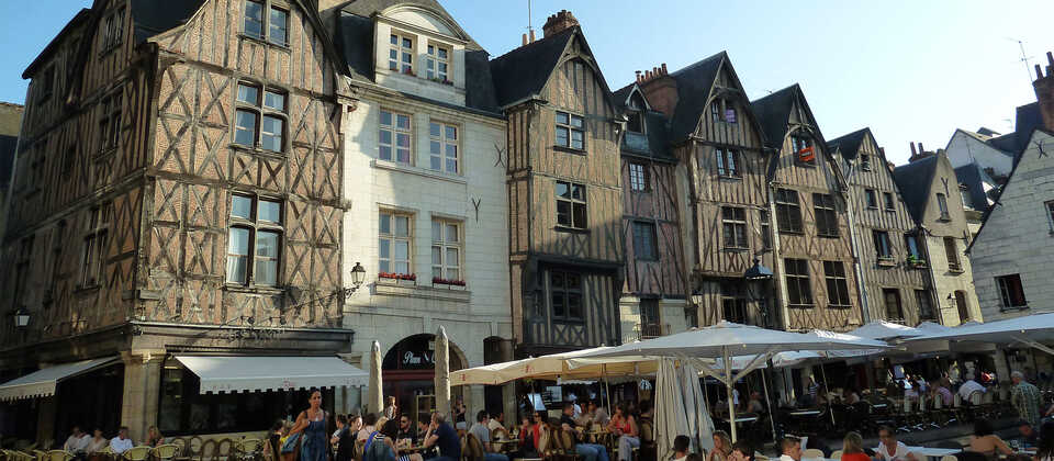 Loueur en meublé Tours